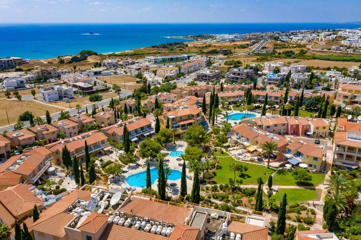 דירות Paphos Regina Gardens 205 Block 7 מראה חיצוני תמונה